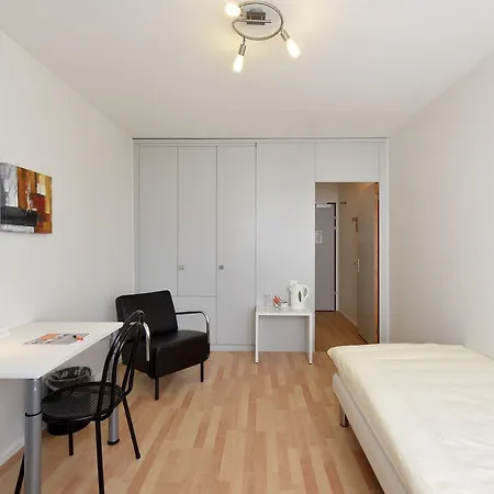 Apaliving - Budgethotel Отель