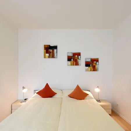 Apaliving - Budgethotel 2* Basel